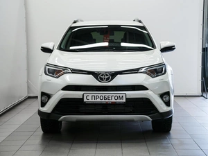 Внедорожник Toyota RAV4 2016 года, 2350000 рублей, Красноярск