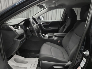 Внедорожник Toyota RAV4 2019 года, 3000000 рублей, Красноярск