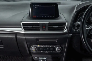 Седан Mazda Axela 2018 года, 1449000 рублей, Красноярск