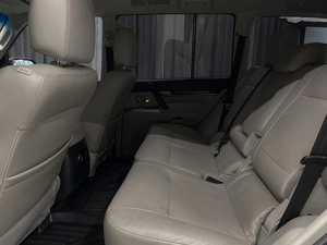 Внедорожник Mitsubishi Pajero 2017 года, 3400000 рублей, Красноярск