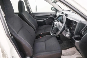 Универсал Toyota Probox 2016 года, 1069000 рублей, Красноярск