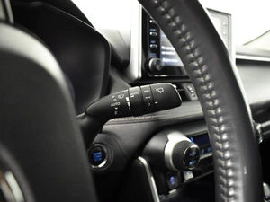 Внедорожник Toyota RAV4 2019 года, 2929900 рублей, Казань