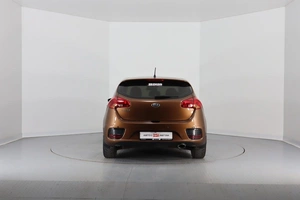 Хэтчбек Kia Ceed 2015 года, 1190000 рублей, Брянск