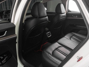 Седан Kia K5 2020 года, 2459000 рублей, Тюмень
