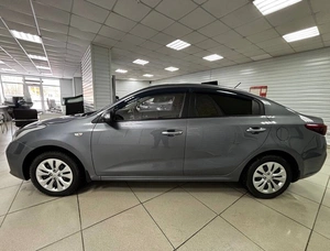 Седан Kia Rio 2018 года, 1249000 рублей, Ачинск