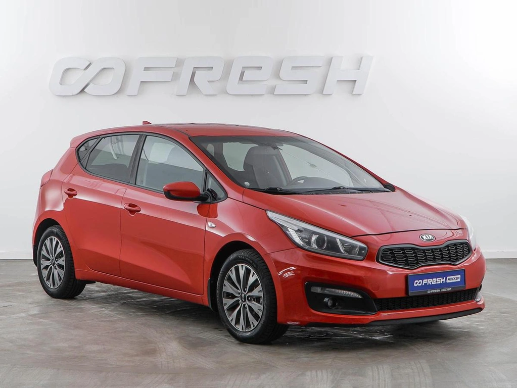 Хетчбэк Kia Ceed 2018 года, 1150000 рублей, Москва