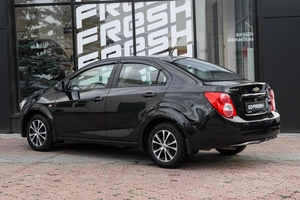 Седан Chevrolet Aveo 2013 года, 749000 рублей, Ульяновск