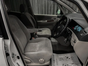 Минивэн Toyota Corolla Spacio 2002 года, 500000 рублей, Красноярск