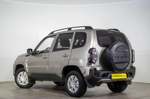 Внедорожник ВАЗ (LADA) Niva Travel 2021 года, 609000 рублей, Оренбург