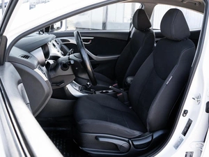 Седан Hyundai Elantra 2012 года, 999000 рублей, Краснодар