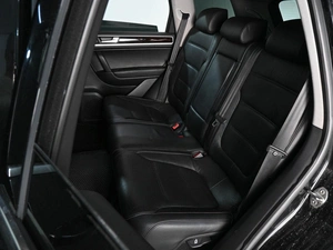 Внедорожник Volkswagen Touareg 2013 года, 2310000 рублей, Аксай