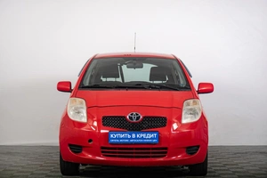 Хетчбэк Toyota Yaris 2006 года, 579000 рублей, Томск