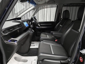Минивэн Honda Stepwgn 2020 года, 2149000 рублей, Красноярск