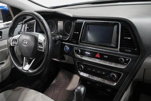 Седан Hyundai Sonata 2017 года, 1499000 рублей, Новокузнецк