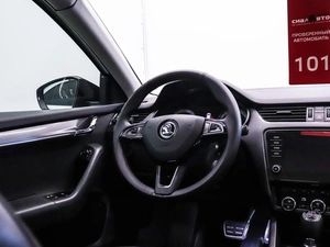 Лифтбек Skoda Octavia 2017 года, 1760000 рублей, Красноярск