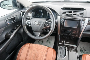 Седан Toyota Camry 2016 года, 1899000 рублей, Красноярск