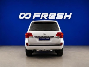 Внедорожник Toyota Land Cruiser 2015 года, 3100444 рублей, Москва