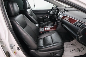 Седан Toyota Camry 2014 года, 1799000 рублей, Красноярск