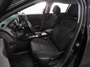 Хетчбэк Renault Megane 2018 года, 1325000 рублей, Воронеж