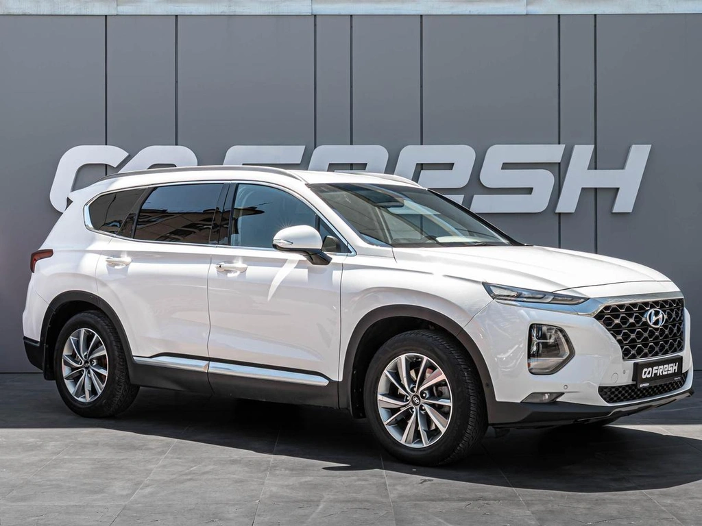 Внедорожник Hyundai Santa Fe 2019 года, 2920000 рублей, Краснодар