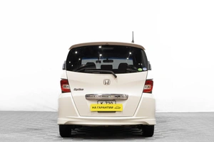 Минивэн Honda Freed 2012 года, 989000 рублей, Барнаул