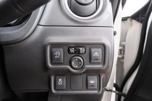 Хетчбэк Nissan Note 2015 года, 949000 рублей, Красноярск