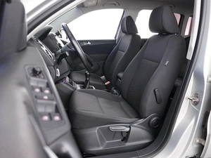 Внедорожник Volkswagen Tiguan 2013 года, 999324 рублей, Москва