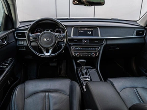 Седан Kia Optima 2017 года, 1825000 рублей, Краснодар