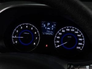 Седан Hyundai Solaris 2013 года, 949000 рублей, Тюмень