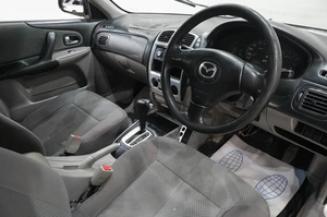 Универсал Mazda Familia 2002 года, 289000 рублей, Новокузнецк