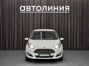 Хетчбэк Ford Fiesta 2018 года, 830000 рублей, Красноярск
