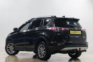 Внедорожник Toyota RAV4 2016 года, 2249000 рублей, Новокузнецк