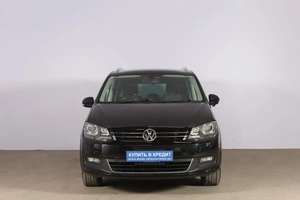 Минивэн Volkswagen Sharan 2013 года, 1389000 рублей, Новосибирск