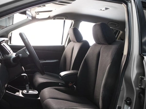 Хетчбэк Nissan Tiida 2010 года, 709000 рублей, Омск