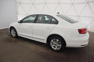 Седан Volkswagen Jetta 2017 года, 1430000 рублей, Орёл