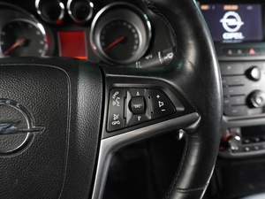 Седан Opel Insignia 2013 года, 999000 рублей, Воронеж