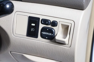 Седан Toyota Corolla 2002 года, 639000 рублей, Новосибирск