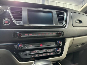 Минивэн Kia Carnival 2019 года, 2697000 рублей, Красноярск