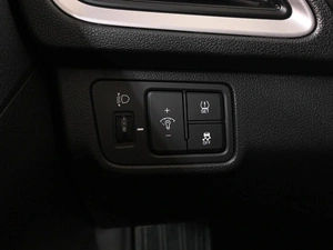 Седан Hyundai Solaris 2018 года, 1569000 рублей, Аксай