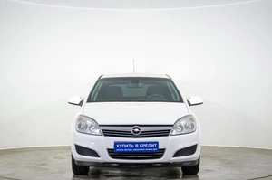 Хетчбэк Opel Astra 2011 года, 549000 рублей, Оренбург