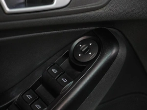 Хетчбэк Ford Fiesta 2017 года, 869000 рублей, Воронеж