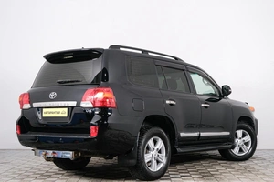 Внедорожник Toyota Land Cruiser 2013 года, 4699000 рублей, Красноярск