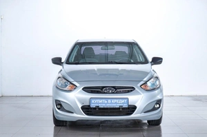 Седан Hyundai Solaris 2014 года, 989000 рублей, Челябинск