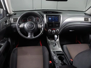 Хетчбэк Subaru Impreza 2010 года, 1070000 рублей, Тюмень