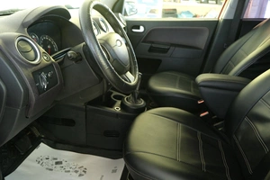 Хетчбэк Ford Fusion 2007 года, 349000 рублей, Омск
