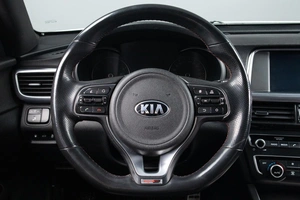 Седан Kia Optima 2017 года, 1779000 рублей, Оренбург