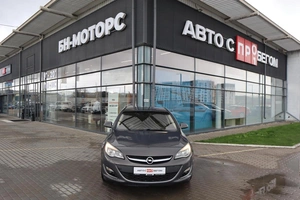 Седан Opel Astra 2012 года, 950000 рублей, Мирное