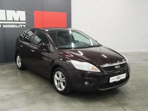 Хэтчбек Ford Focus 2009 года, 725000 рублей, Курск
