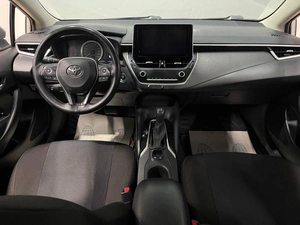 Седан Toyota Corolla 2020 года, 1699000 рублей, Красноярск