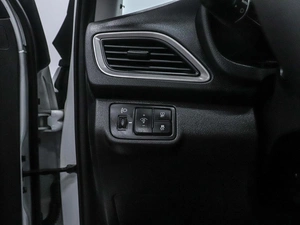 Седан Hyundai Solaris 2017 года, 1250000 рублей, Красноярск